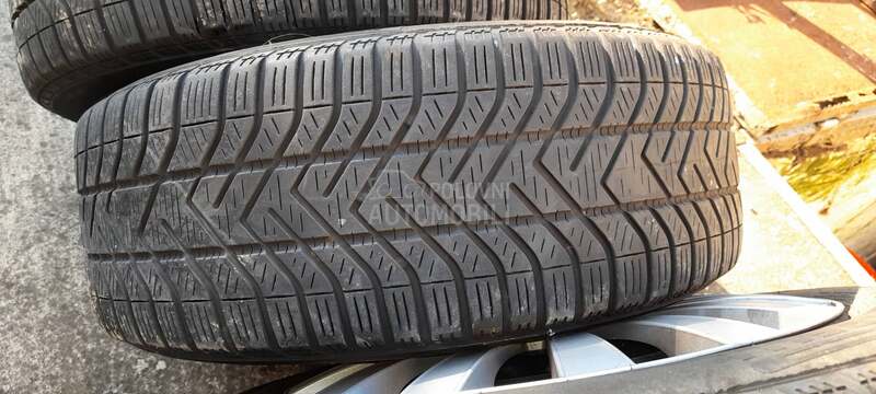 Pirelli 205/55 R16 Zimska