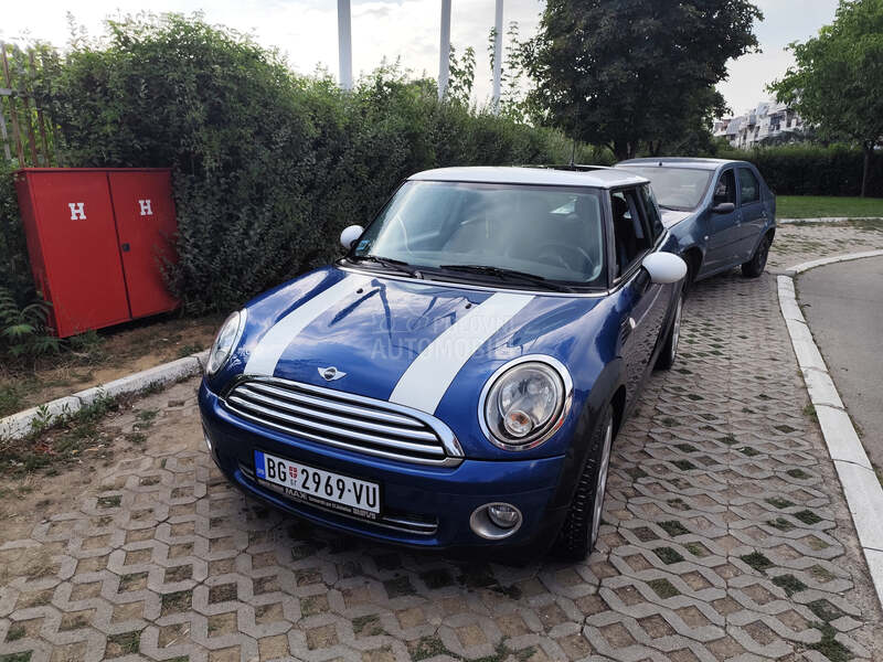 MINI Cooper 