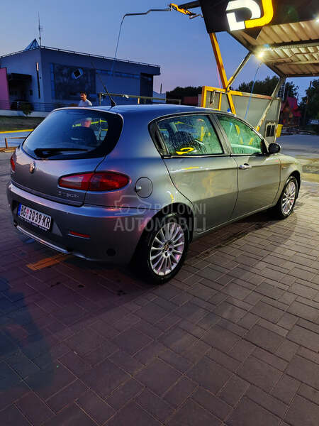 Alfa Romeo 147 Twin spark 1.6