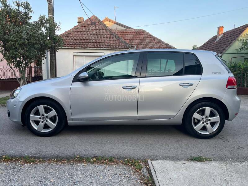 Volkswagen Golf 6 1.6 TDI TEAM
