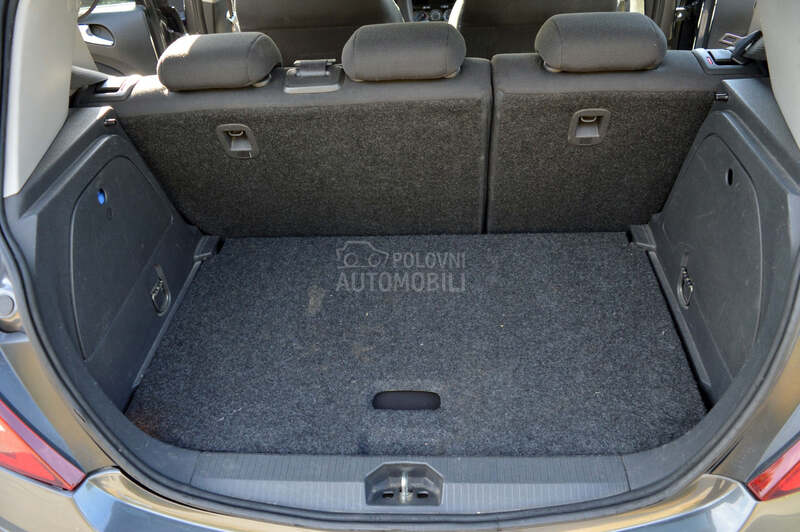 Opel Corsa D 1.4
