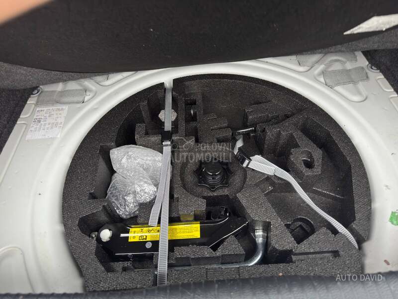 Volkswagen Golf 6 1.2B SVAJCARSKA