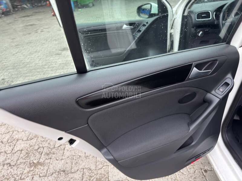 Volkswagen Golf 6 1.2B SVAJCARSKA