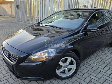 Volvo V40 2.0 D4 MOMENTUM