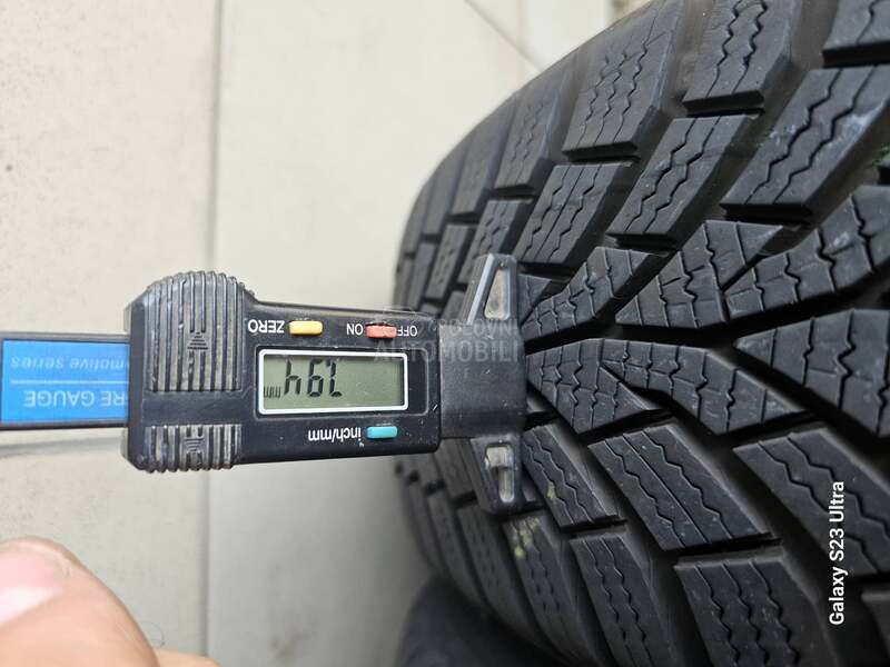 Continental 185/65 R15 Zimska