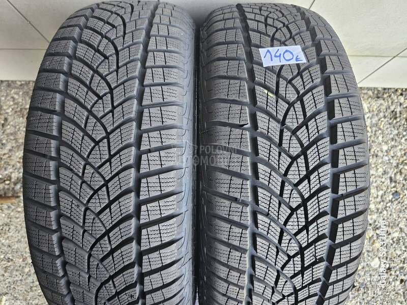 Goodyear 215/60 R16 Zimska