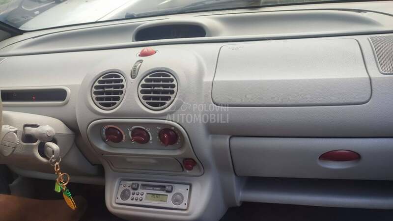 Renault Twingo 