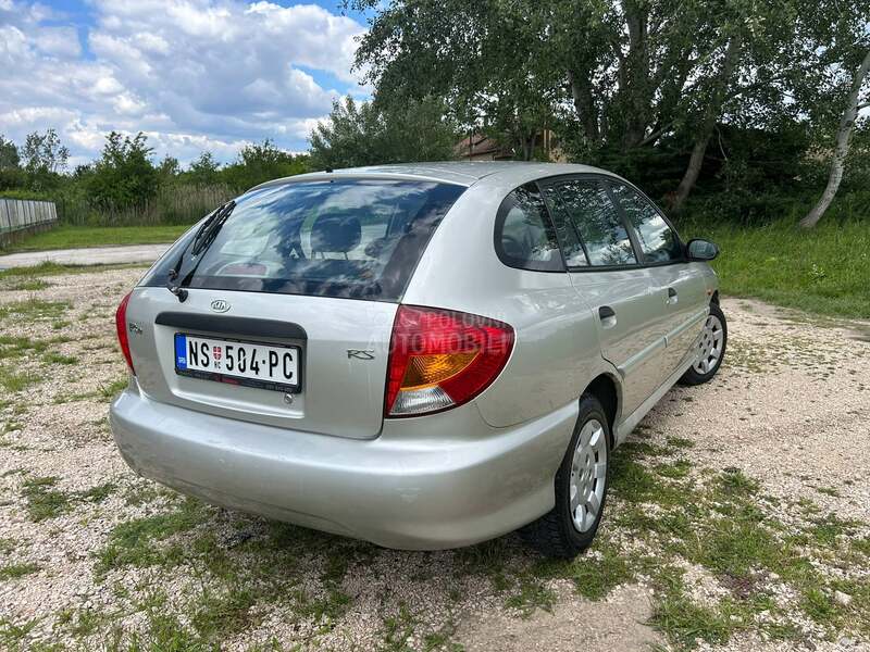 Kia Rio 1.3b
