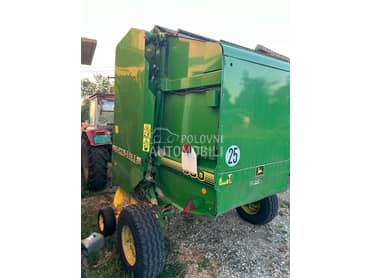 John Deere 590