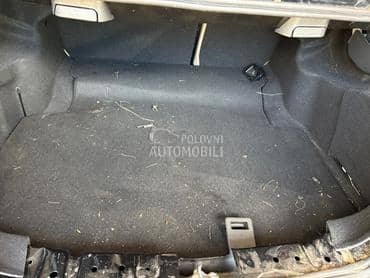 Enterijer Gepeka w204 za Mercedes Benz C Klasa, C 160, C 180 ... od 2008. do 2014. god.