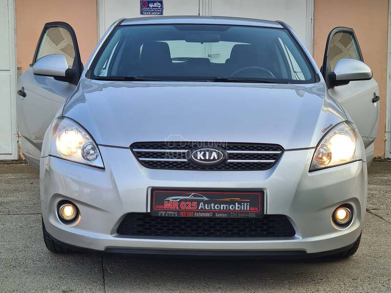 Kia cee`d 1.4 Cvvt model