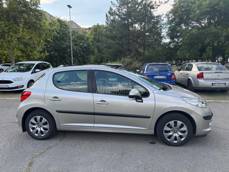 Peugeot 207 