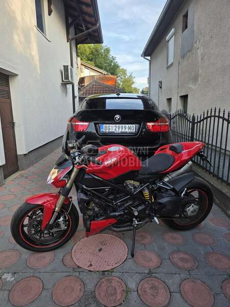 Ducati 848 streetfighter