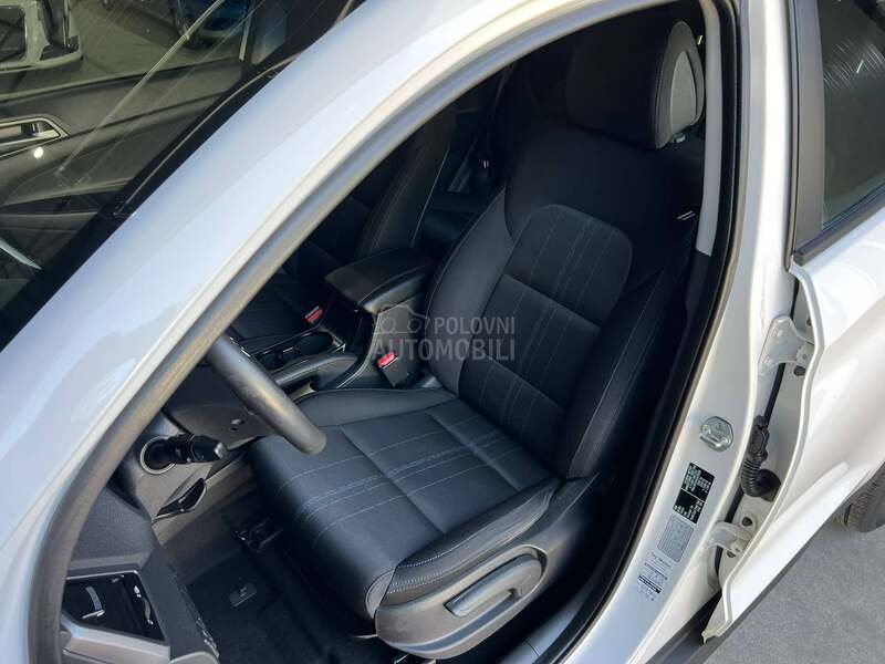 Hyundai Tucson 1,7crdi elegance