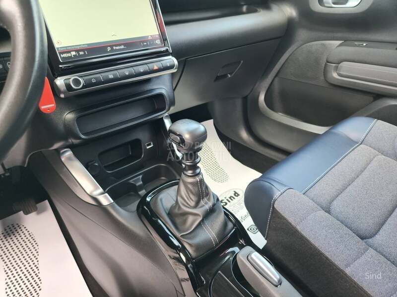 Citroen C3 Aircross 1.2 PURETECH SHINE