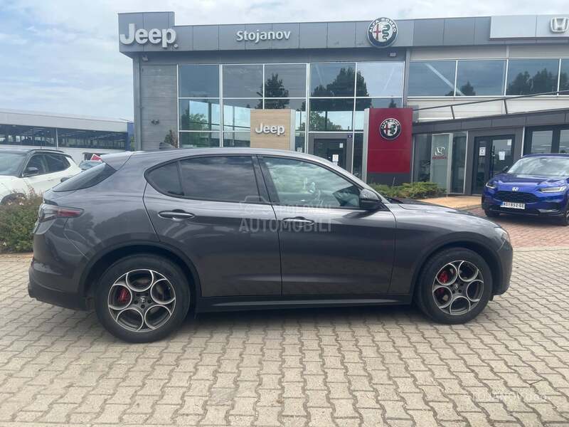 Alfa Romeo Stelvio 2.0 T 280 SPRINT Q4