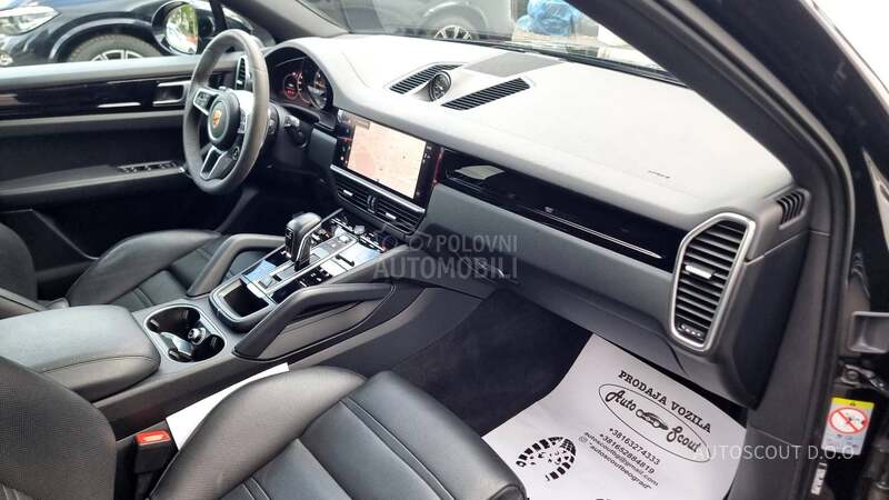 Porsche Cayenne e-Hybrid