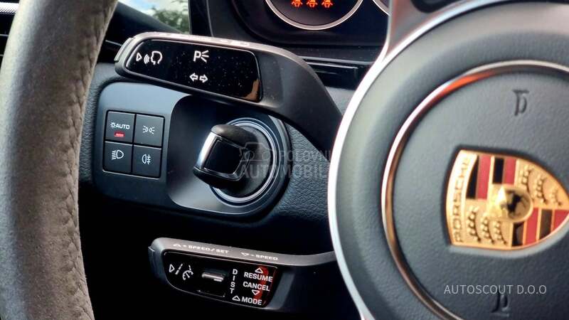 Porsche Cayenne e-Hybrid