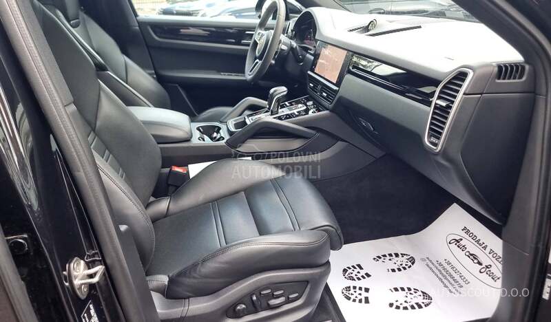 Porsche Cayenne e-Hybrid