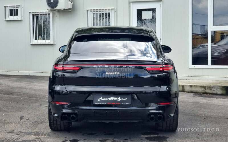 Porsche Cayenne e-Hybrid