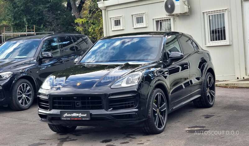 Porsche Cayenne e-Hybrid