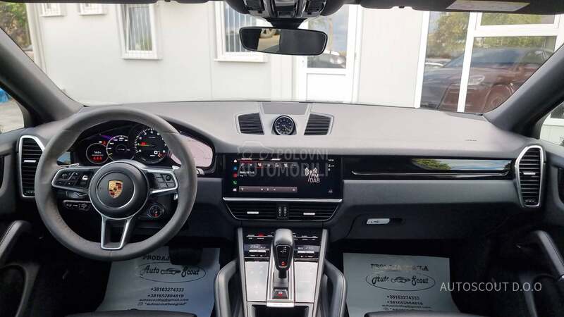 Porsche Cayenne e-Hybrid