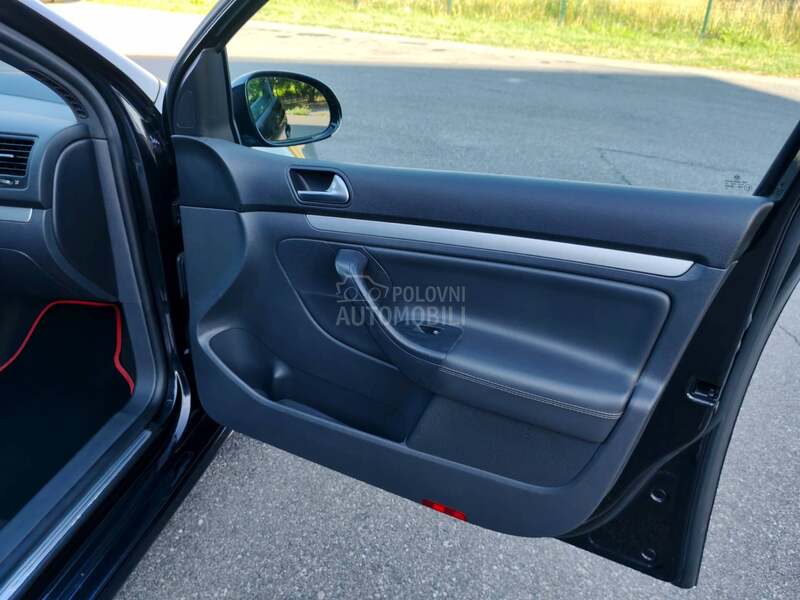 Volkswagen Golf 5 2.0 GTI DSG