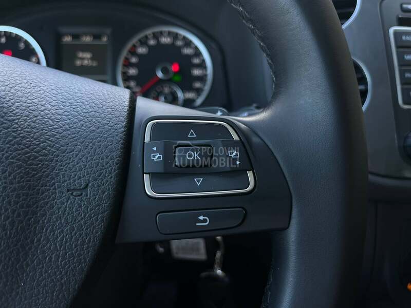 Volkswagen Tiguan R- Line 4x4 DSG CH