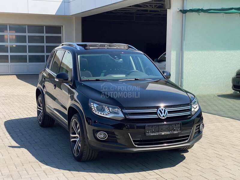 Volkswagen Tiguan R- Line 4x4 DSG CH