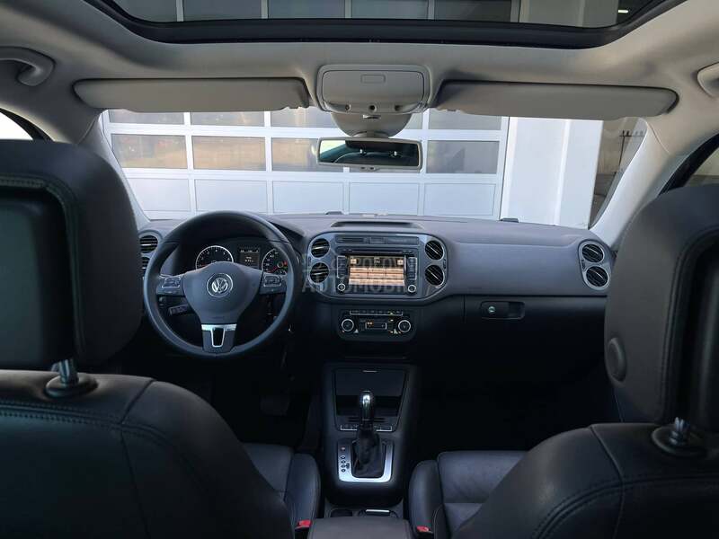 Volkswagen Tiguan R- Line 4x4 DSG CH
