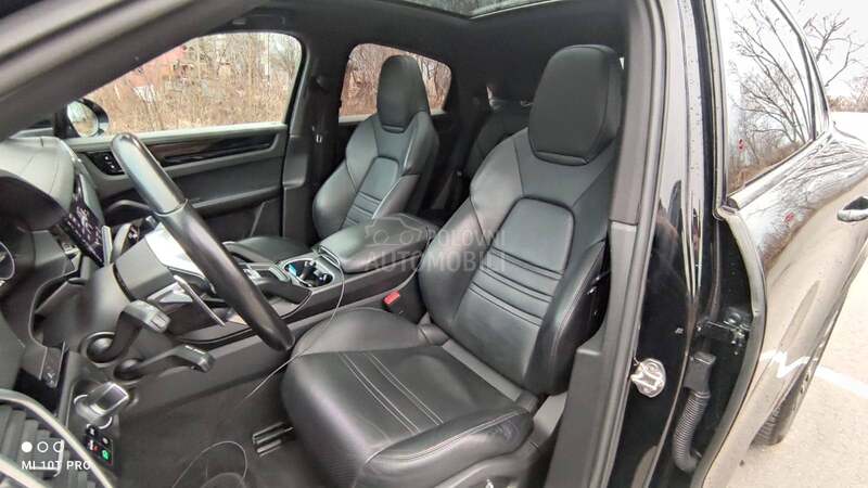 Porsche Cayenne Coupe