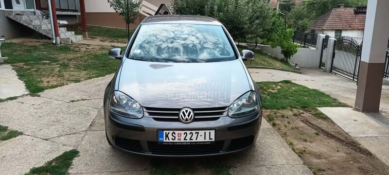 Volkswagen Golf 5 1.6FSI