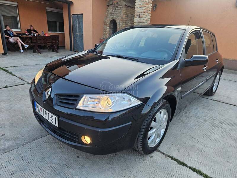 Renault Megane restajling