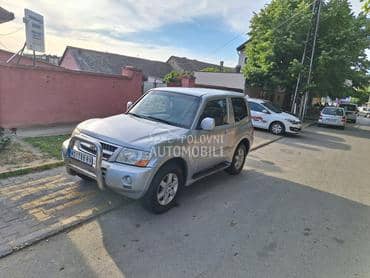 Mitsubishi Pajero 3.2 DID   N 1