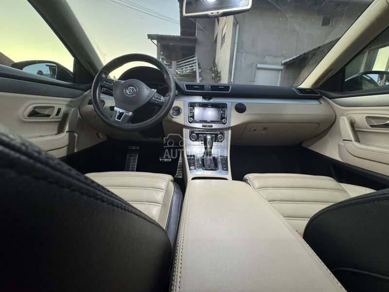 Volkswagen Passat CC 2.0 TDI