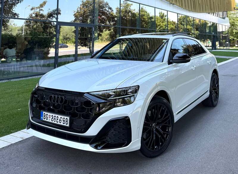 Audi Q8 S/pano/soft/HuD/360