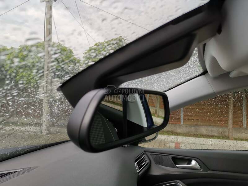Peugeot 308 1.2
