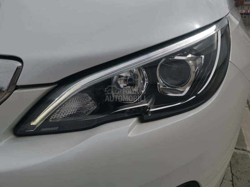Peugeot 308 1.2 led/pan/kam