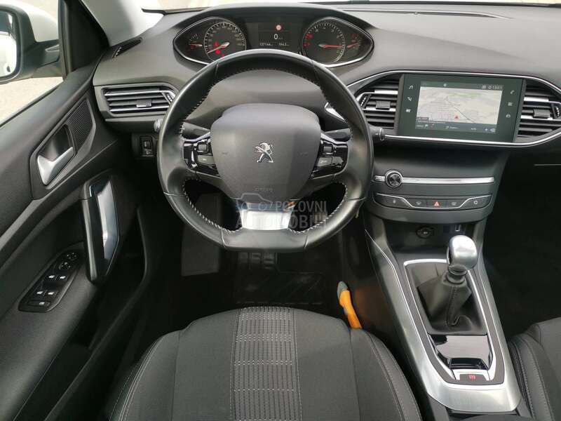 Peugeot 308 1.2 led/pan/kam