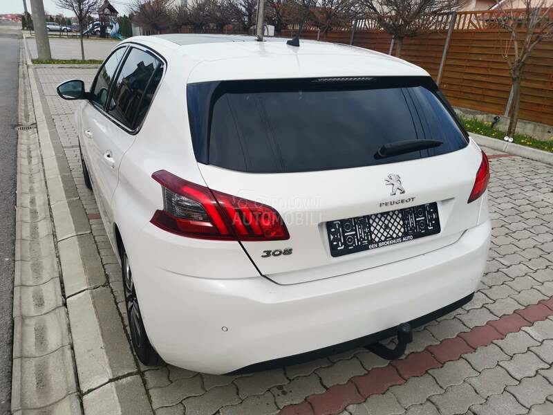 Peugeot 308 1.2 led/pan/kam