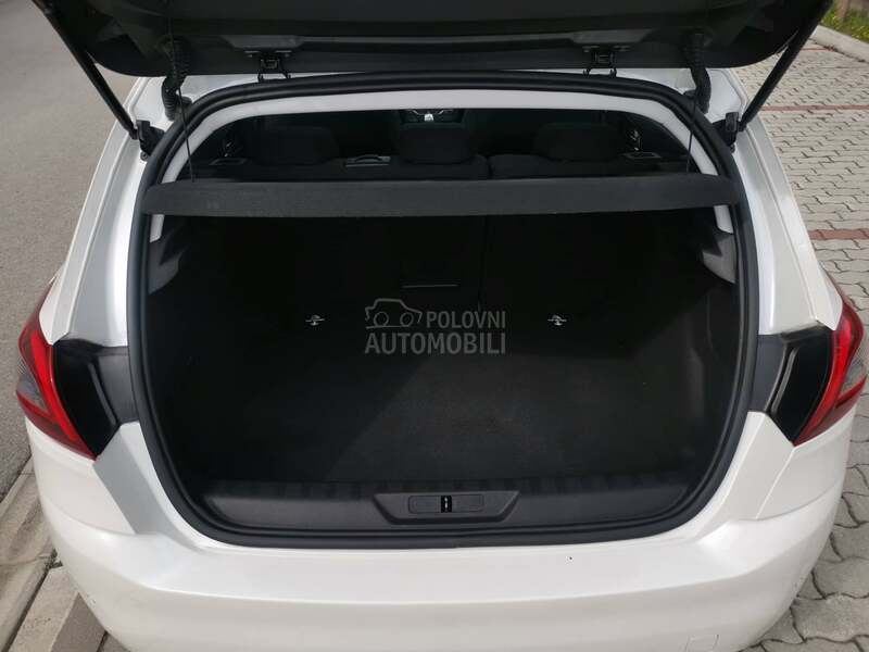 Peugeot 308 1.2 led/pan/kam