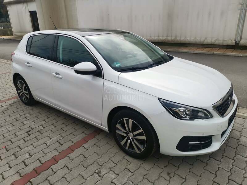 Peugeot 308 1.2 led/pan/kam
