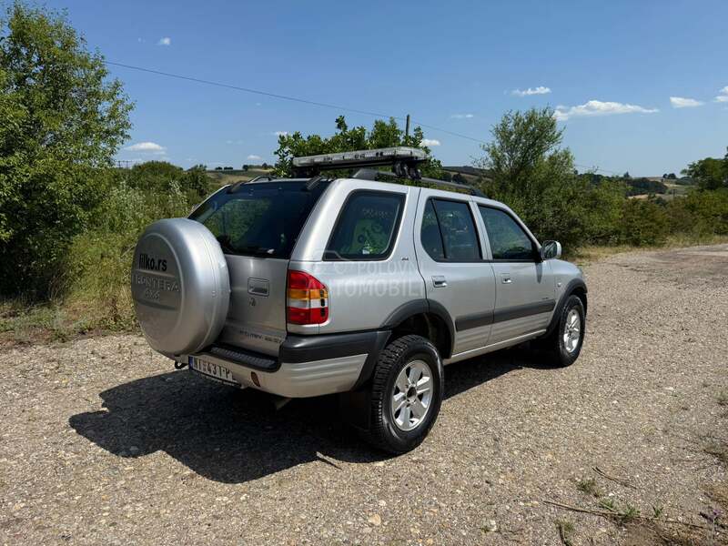 Opel Frontera CH