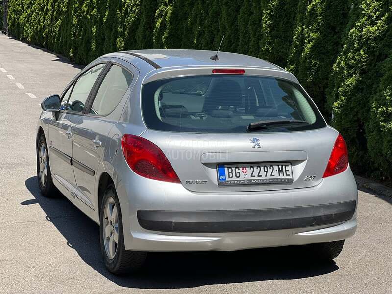 Peugeot 207 