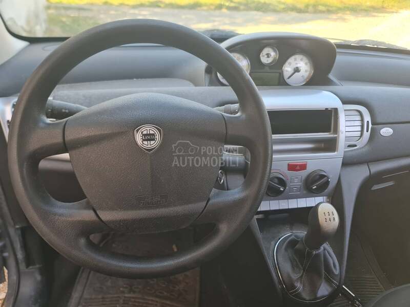 Lancia Ypsilon 1.3.m.jet.