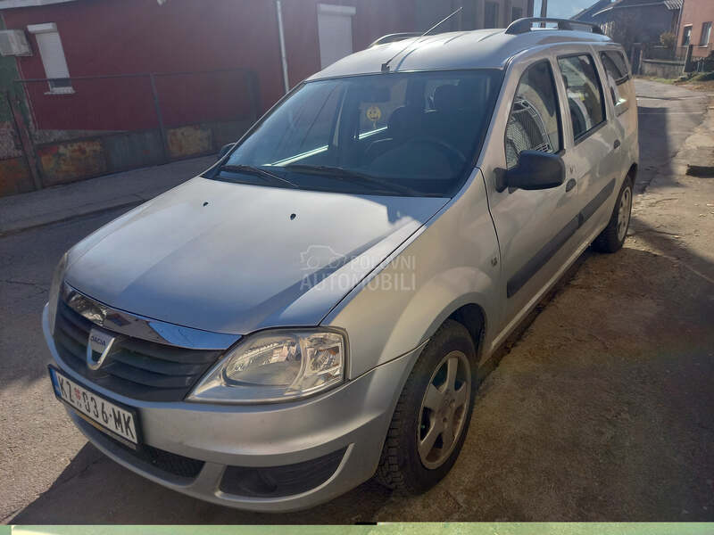 Dacia Logan 