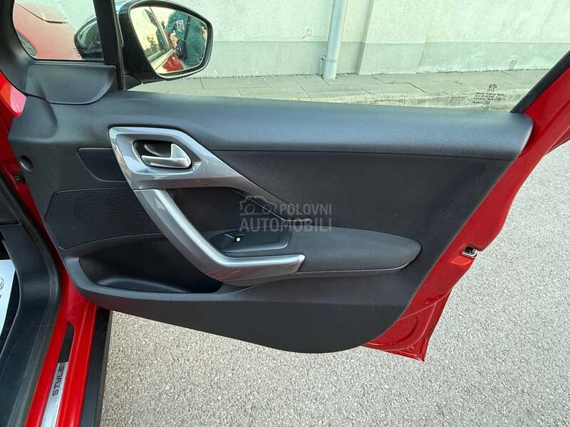 Peugeot 2008 1.2 PURETECH