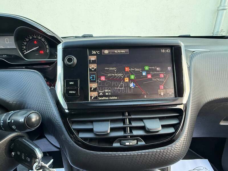 Peugeot 2008 1.2 PURETECH