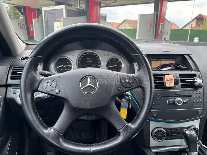 Mercedes Benz C 220 CDI