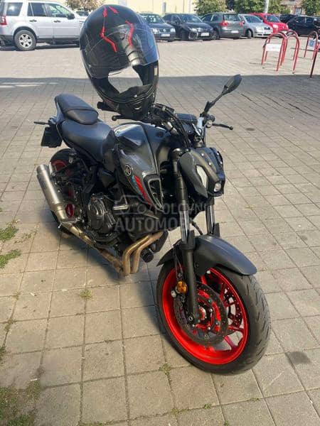 Yamaha MT 07 A2
